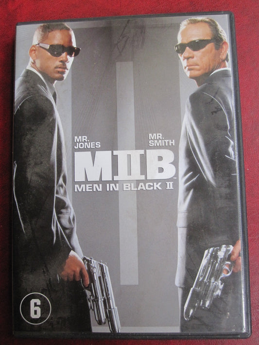 Men in Black II (2002)
