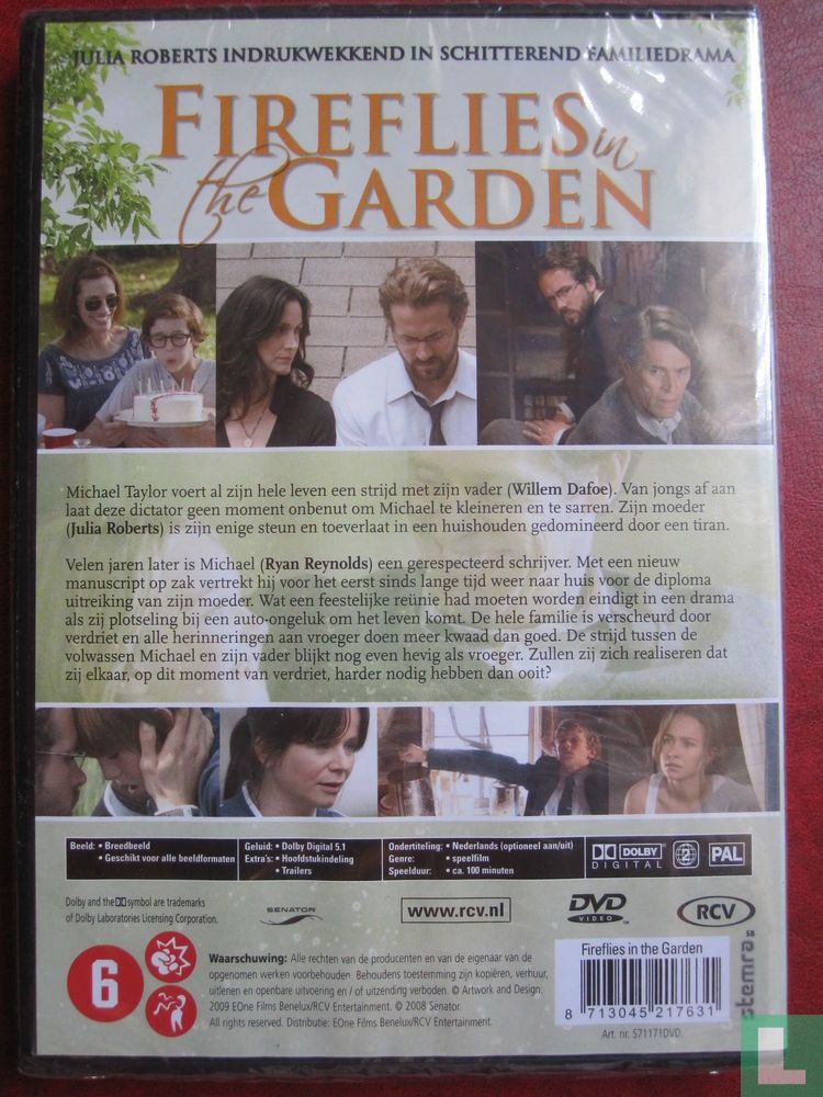 Fireflies in the Garden (1)