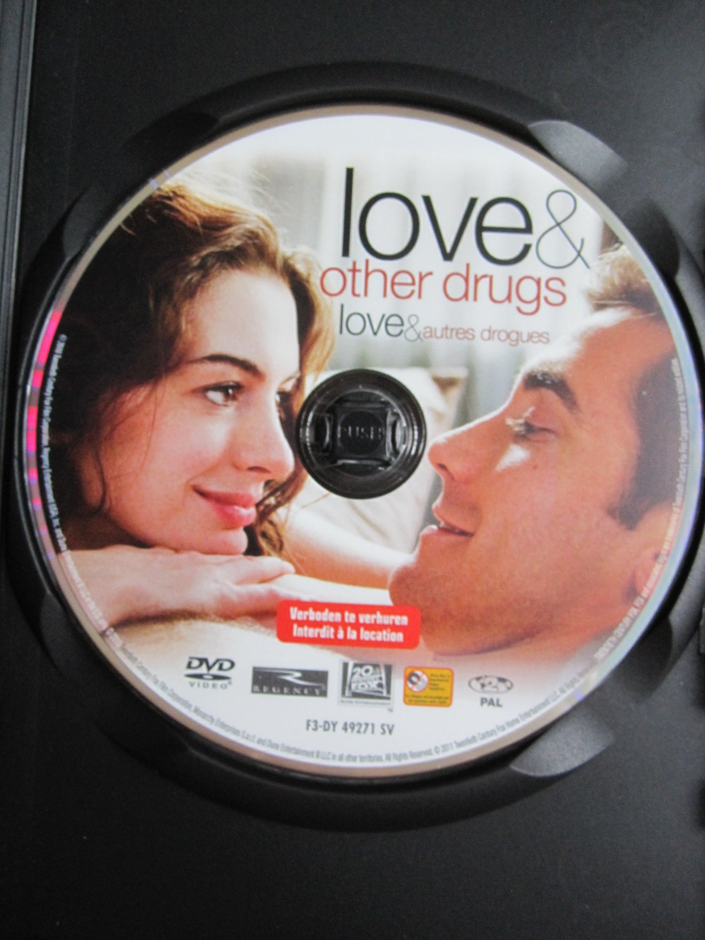 Love & Other Drugs (2010)