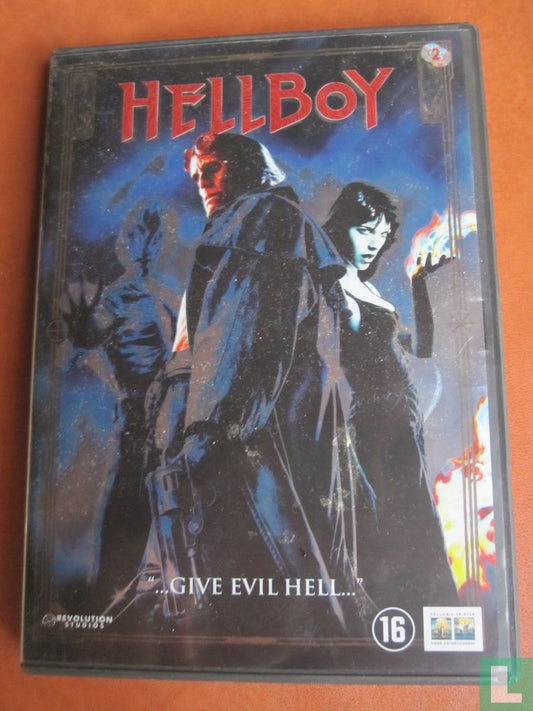 Hellboy (2)