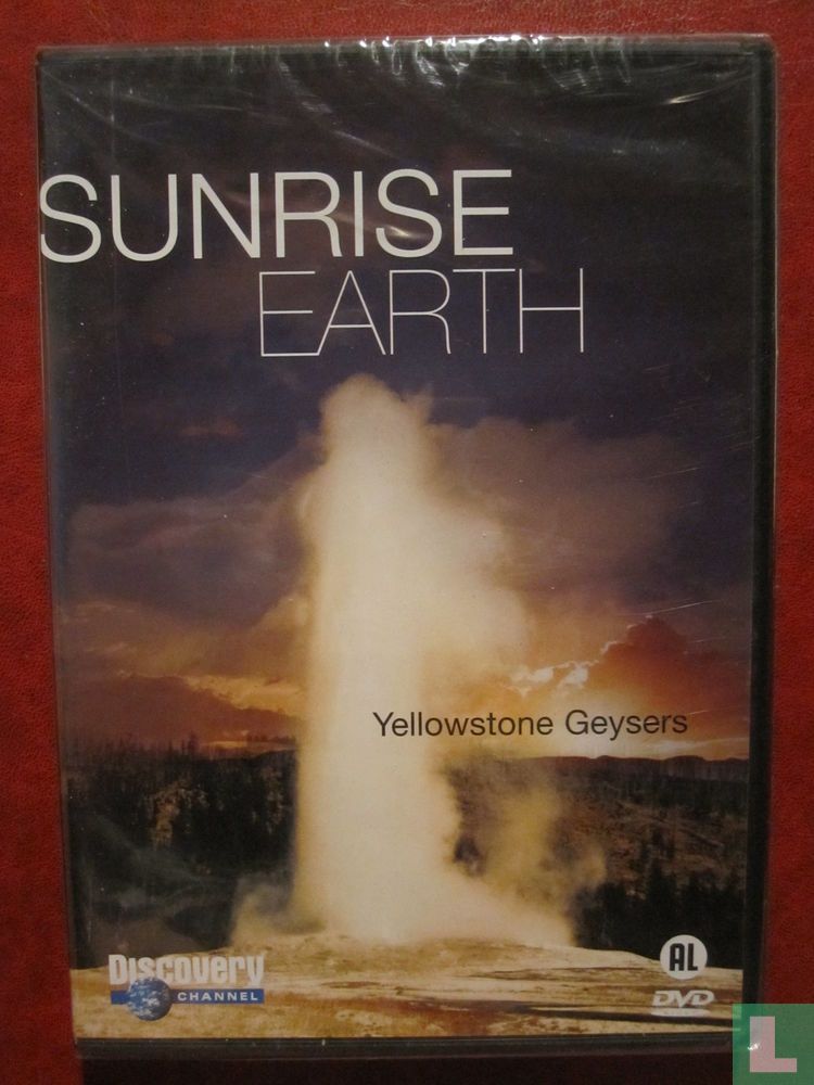 Sunrise Earth - yellowstone geysers