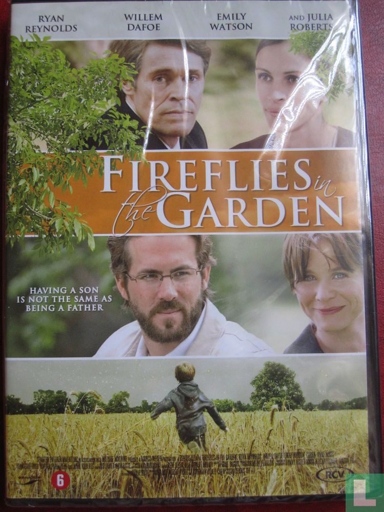 Fireflies in the Garden (1)